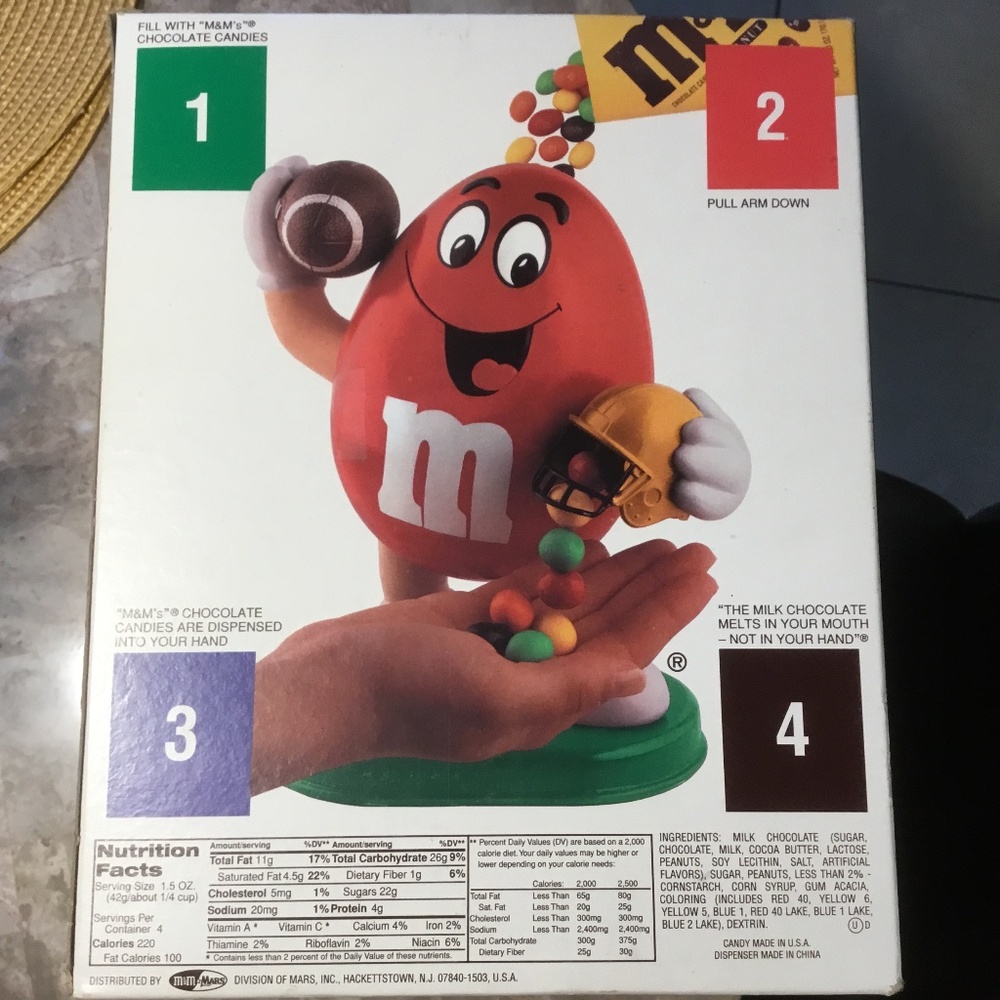 Vintage M&M Sport Candy Dispenser Limited Edition Football - Picture 2 of 16
